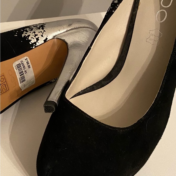 Heels - Picture 4 of 4